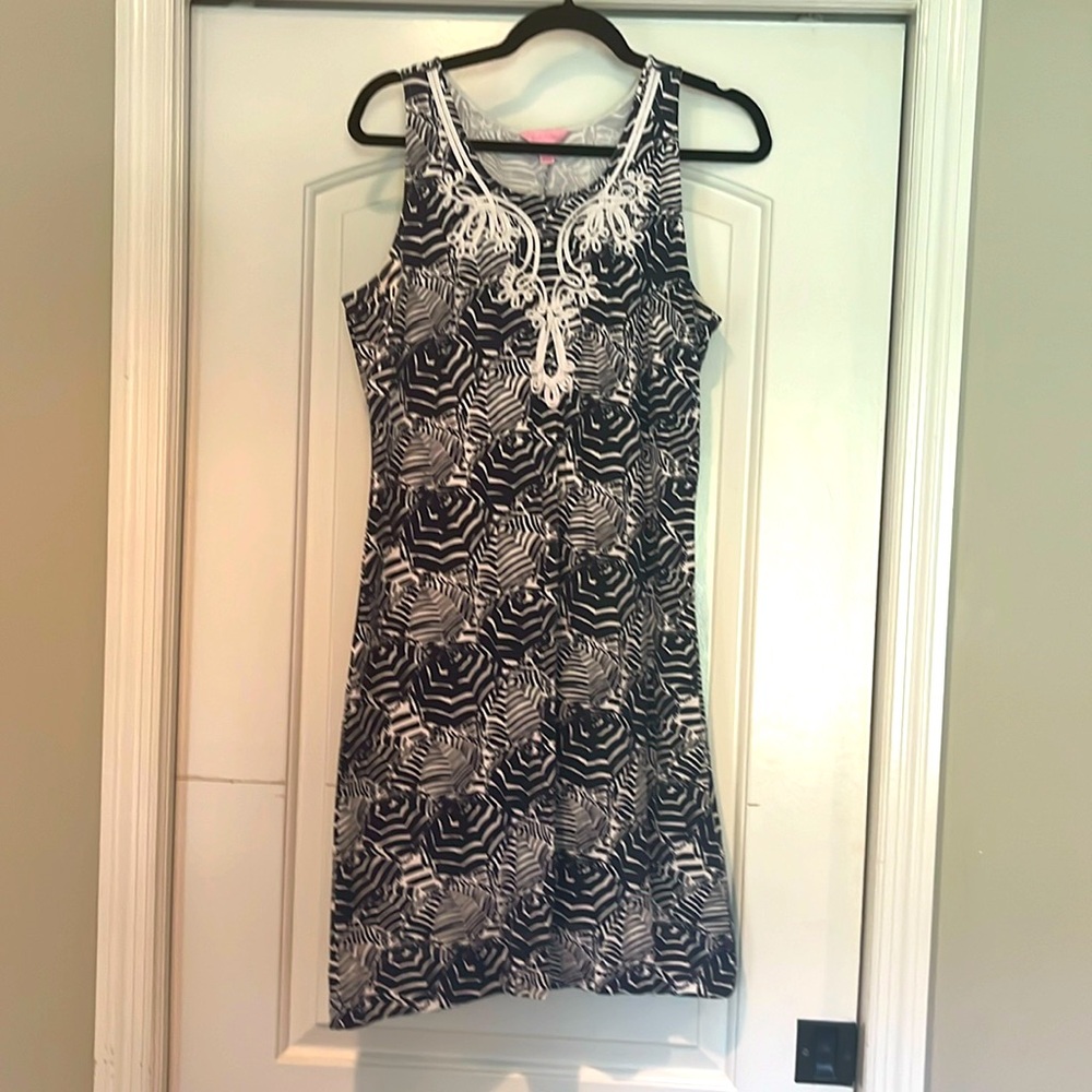 Lilly Pulitzer shift dress size L